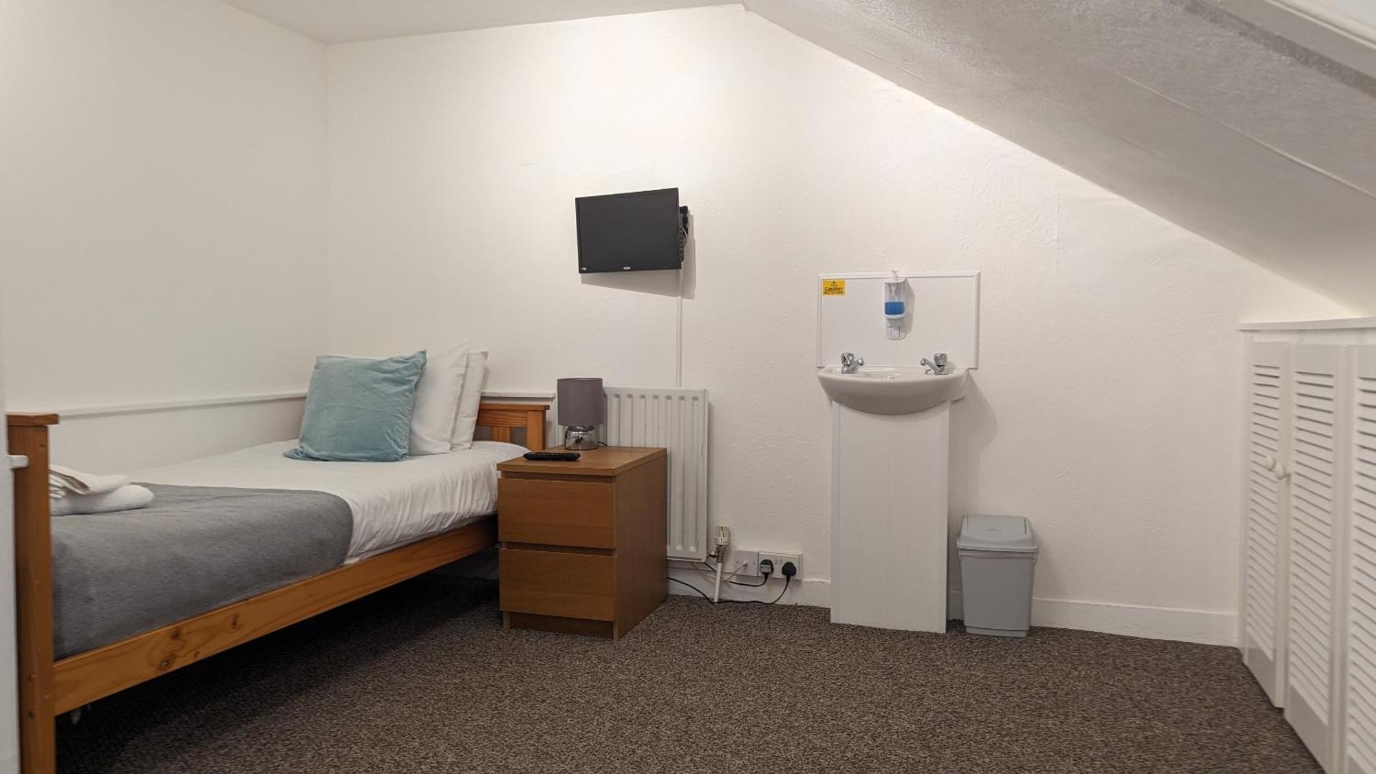 Dover Town Rooms - Short Lets & Serviced Accommodation - Dover Room photo