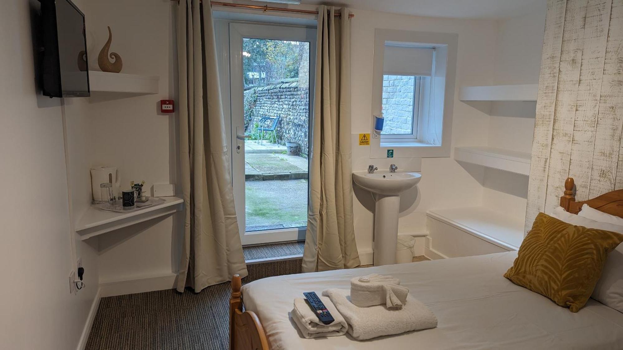 Dover Town Rooms - Short Lets & Serviced Accommodation - Dover Exterior photo